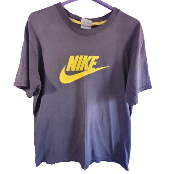 Vintage Nike Tee - Picture 1 of 1